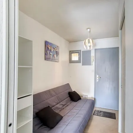 Studio In Garden Level At 5 Min From The Beach Daire *